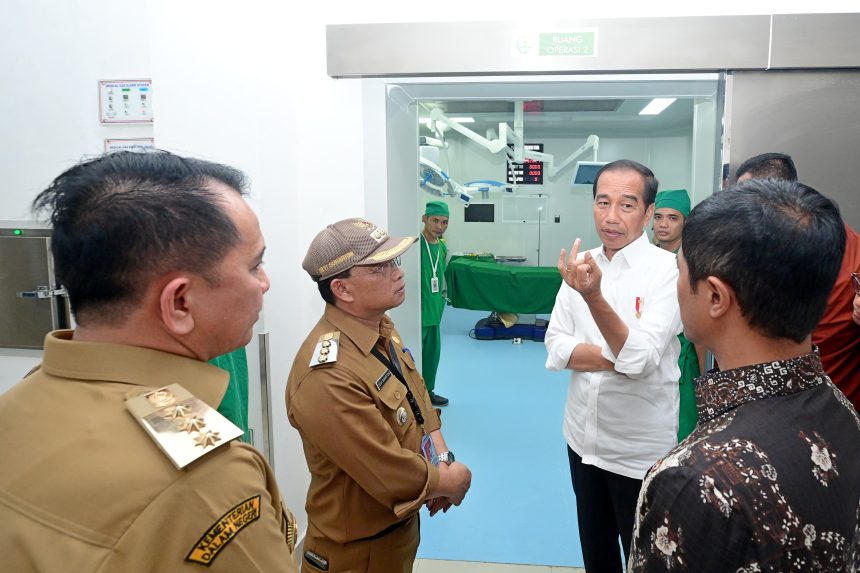 presiden jokowi tinjau rsud rupit, tekankan peningkatan infrastruktur listrik