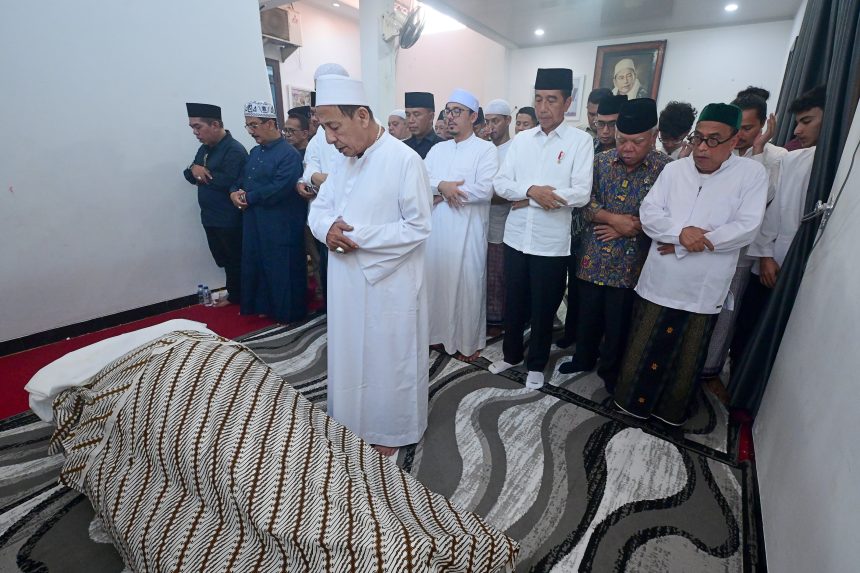 presiden jokowi takziah ke rumah duka almarhumah syarifah salma