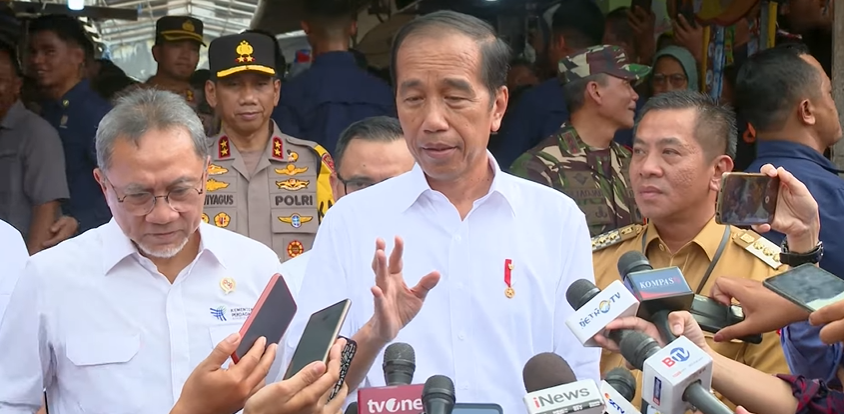 tinjau pasar baru karawang, presiden jokowi: harga baik