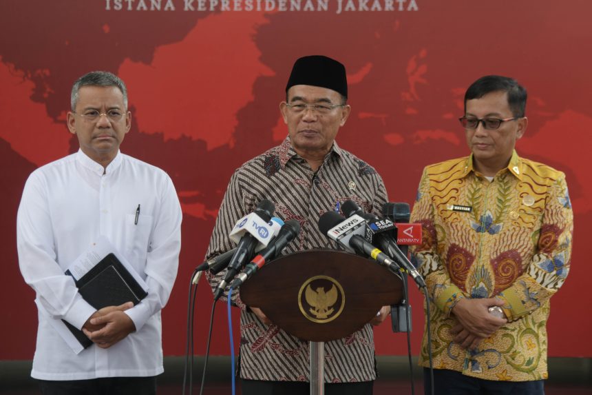 presiden pimpin rapat penanganan pengungsi erupsi gunung ruang