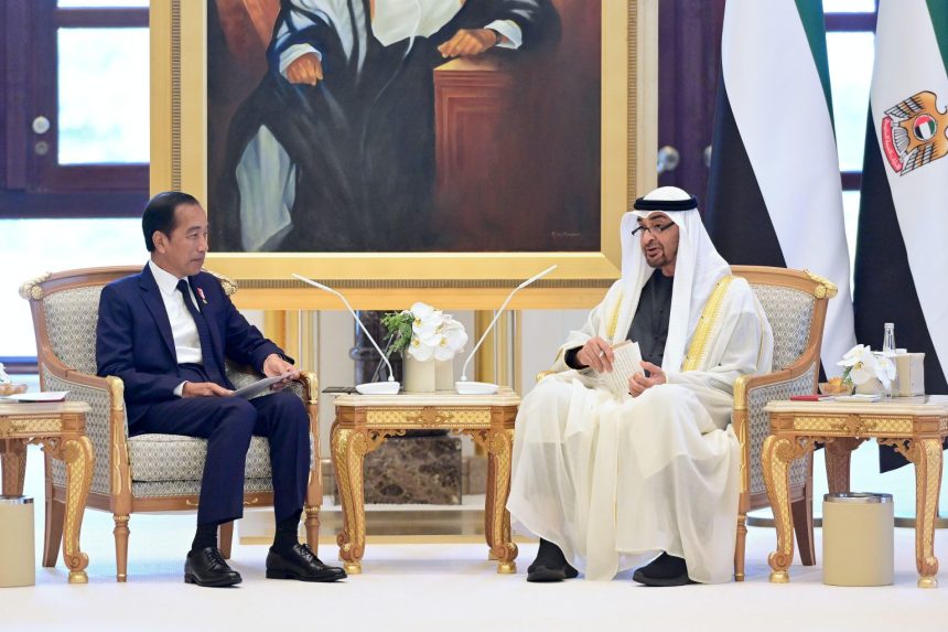 president jokowi discusses four issues on bilateral meeting with president mbz