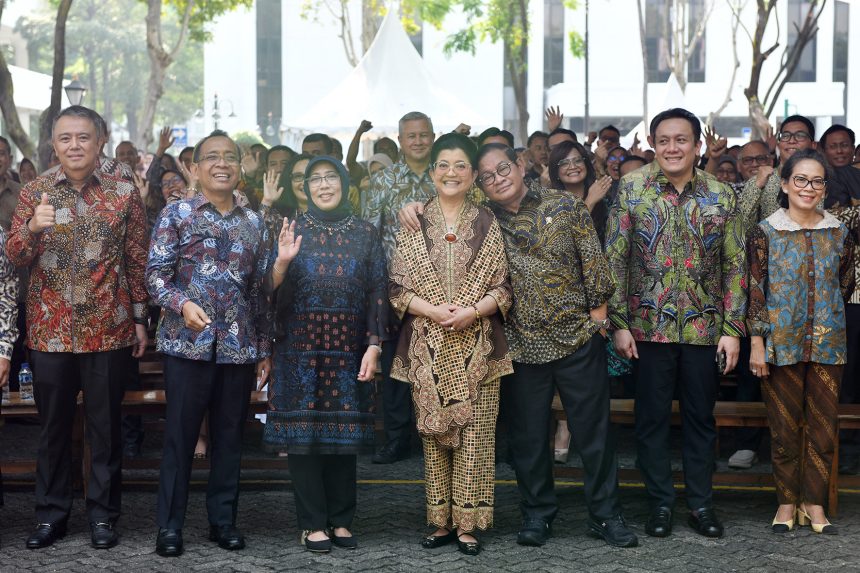 seskab dan mensesneg gelar halalbihalal di lingkungan lembaga kepresidenan