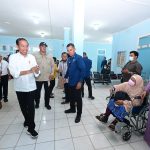 presiden jokowi tinjau pelayanan dan fasilitas kesehatan di rsud sekadau