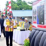 presiden jokowi resmikan 24 ruas jalan di kalimantan barat senilai rp648 miliar