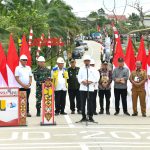presiden resmikan pelaksanaan inpres jalan daerah di kalimantan timur