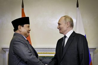 pererat persahabatan, presiden prabowo bertemu presiden putin di istana konstantinovsky