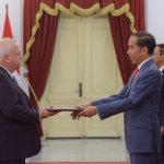 presiden jokowi terima surat kepercayaan dari sembilan dubes negara sahabat