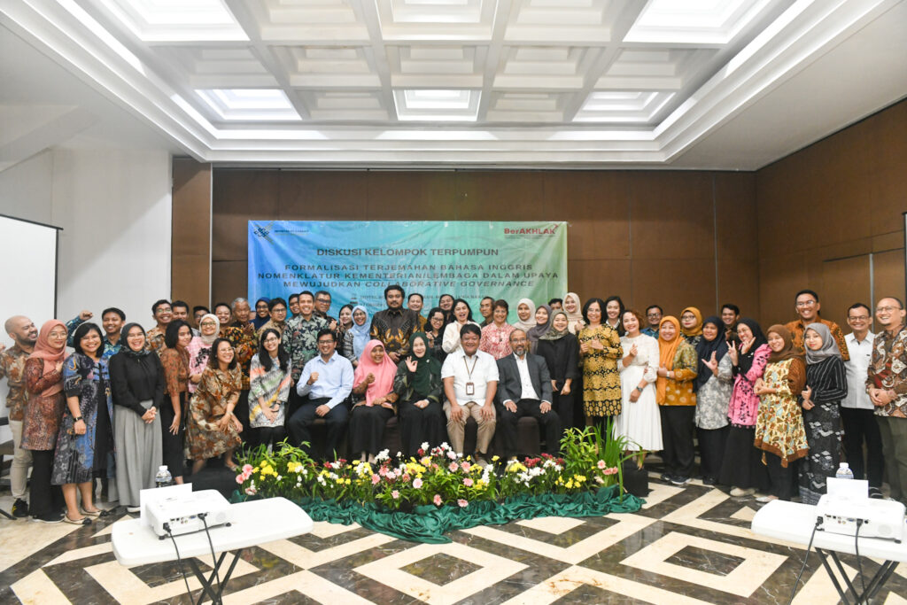 setkab selenggarakan diskusi untuk rumuskan standar terjemahan bahasa inggris nomenklatur kementerian/lembaga 18 setkab selenggarakan diskusi untuk rumuskan standar terjemahan bahasa inggris nomenklatur kementerian/lembaga