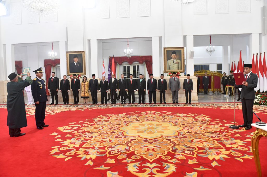 presiden jokowi lantik tonny harjono jadi ksau 18 presiden jokowi lantik tonny harjono jadi ksau