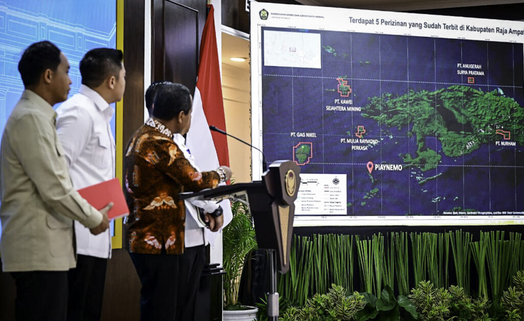gov’t affirms commitment to transparency in handling raja ampat mining issues 18 gov’t affirms commitment to transparency in handling raja ampat mining issues