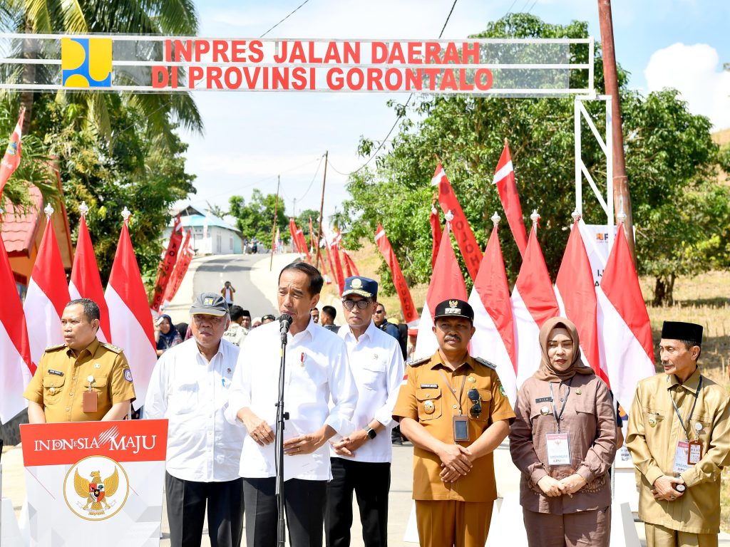 presiden jokowi resmikan jalan inpres di gorontalo, tingkatkan akses dan produktivitas 18 presiden jokowi resmikan jalan inpres di gorontalo, tingkatkan akses dan produktivitas