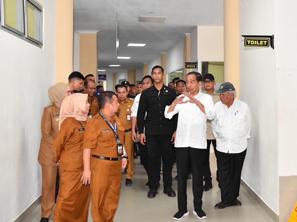 presiden jokowi tinjau pelayanan dan fasilitas kesehatan di rsud toto kabila gorontalo 18 presiden jokowi tinjau pelayanan dan fasilitas kesehatan di rsud toto kabila gorontalo