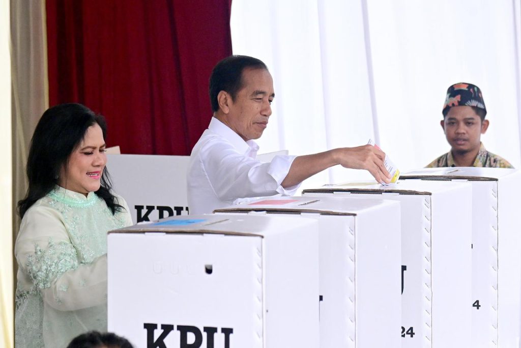 presiden jokowi dan ibu iriana gunakan hak pilih pada pemilu 2024 18 presiden jokowi dan ibu iriana gunakan hak pilih pada pemilu 2024