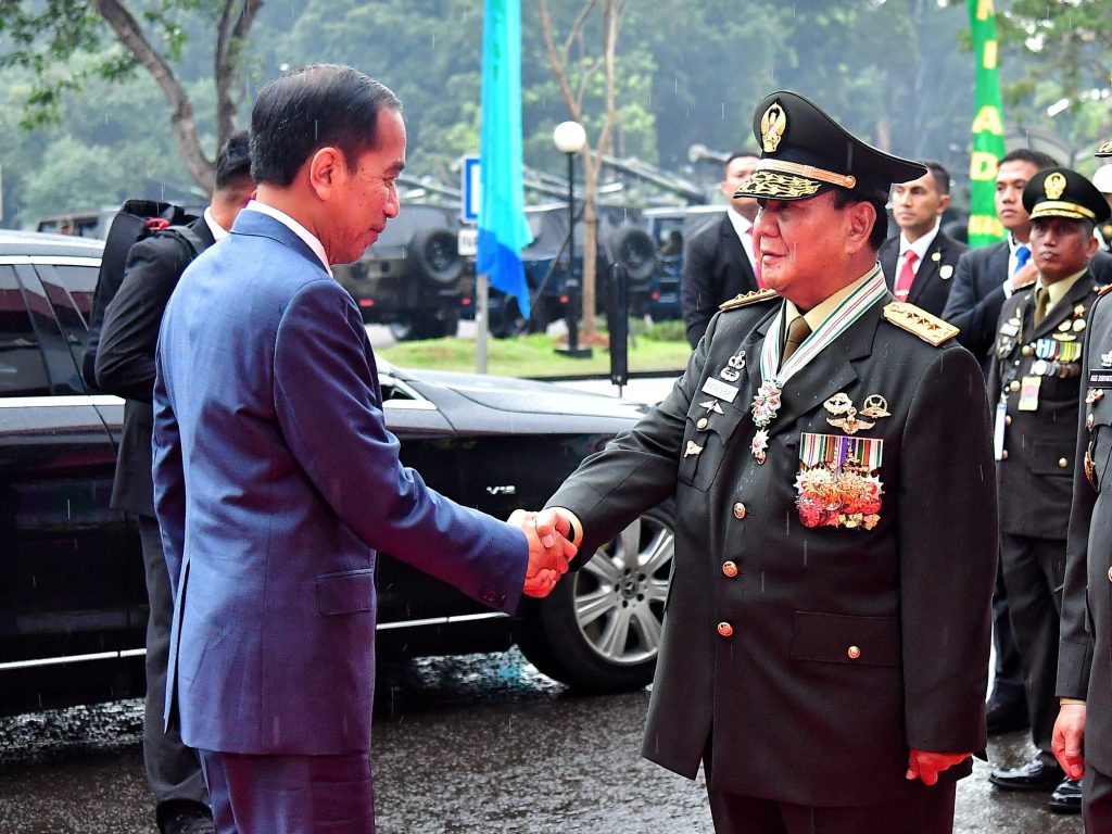 presiden jokowi sampaikan penganugerahan pangkat istimewa prabowo sesuai uu 18 presiden jokowi sampaikan penganugerahan pangkat istimewa prabowo sesuai uu