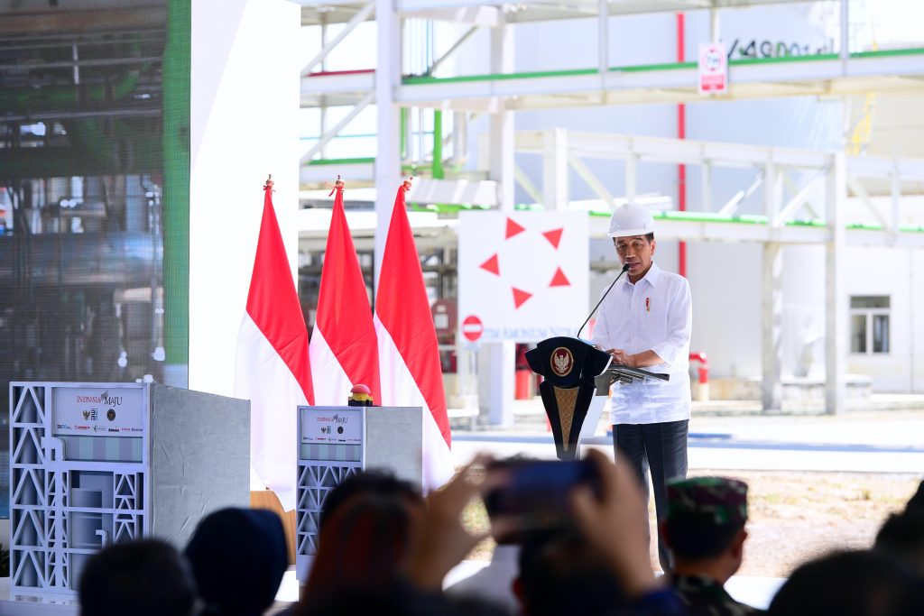 presiden jokowi apresiasi pembangunan pabrik amonium nitrat untuk mendorong kemandirian pangan 18 presiden jokowi apresiasi pembangunan pabrik amonium nitrat untuk mendorong kemandirian pangan