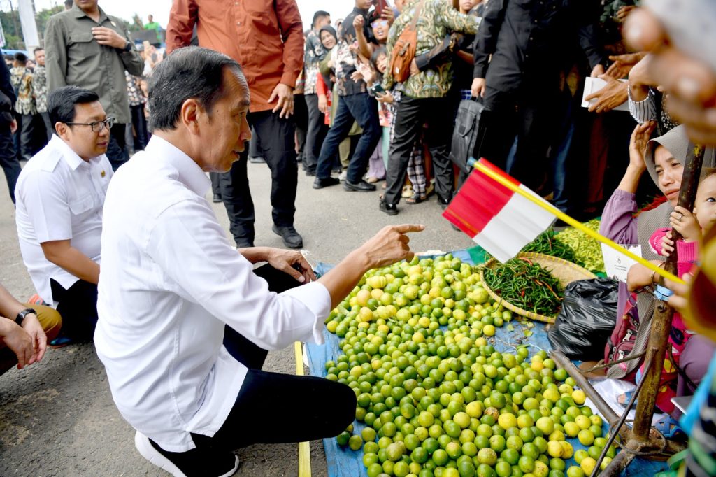 tinjau pasar muara bungo, presiden tekankan pentingnya revitalisasi pasar 18 tinjau pasar muara bungo, presiden tekankan pentingnya revitalisasi pasar
