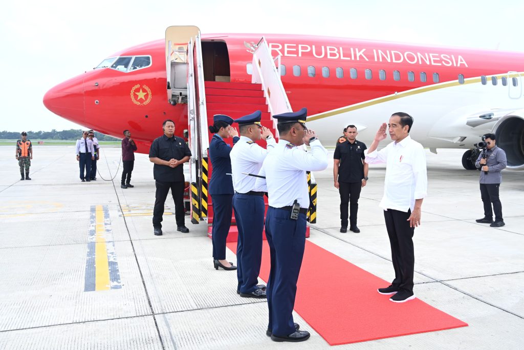 kunker ke banyuwangi, presiden jokowi akan serahkan sertifikat tanah elektronik 18 kunker ke banyuwangi, presiden jokowi akan serahkan sertifikat tanah elektronik