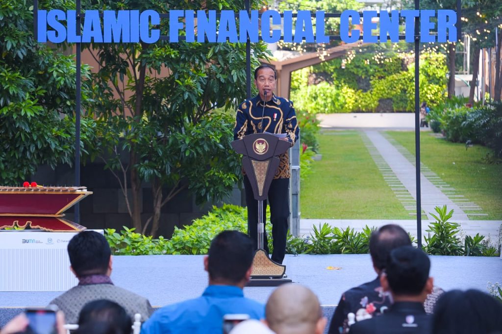 resmikan kawasan indonesia islamic financial center, presiden tekankan penguatan ekonomi syariah 18 resmikan kawasan indonesia islamic financial center, presiden tekankan penguatan ekonomi syariah