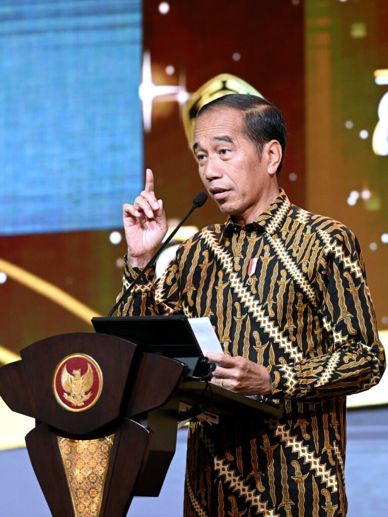 hadiri hut ke-79 pertambangan dan energi, presiden jokowi dorong peningkatan produksi lifting minyak 18 hadiri hut ke-79 pertambangan dan energi, presiden jokowi dorong peningkatan produksi lifting minyak