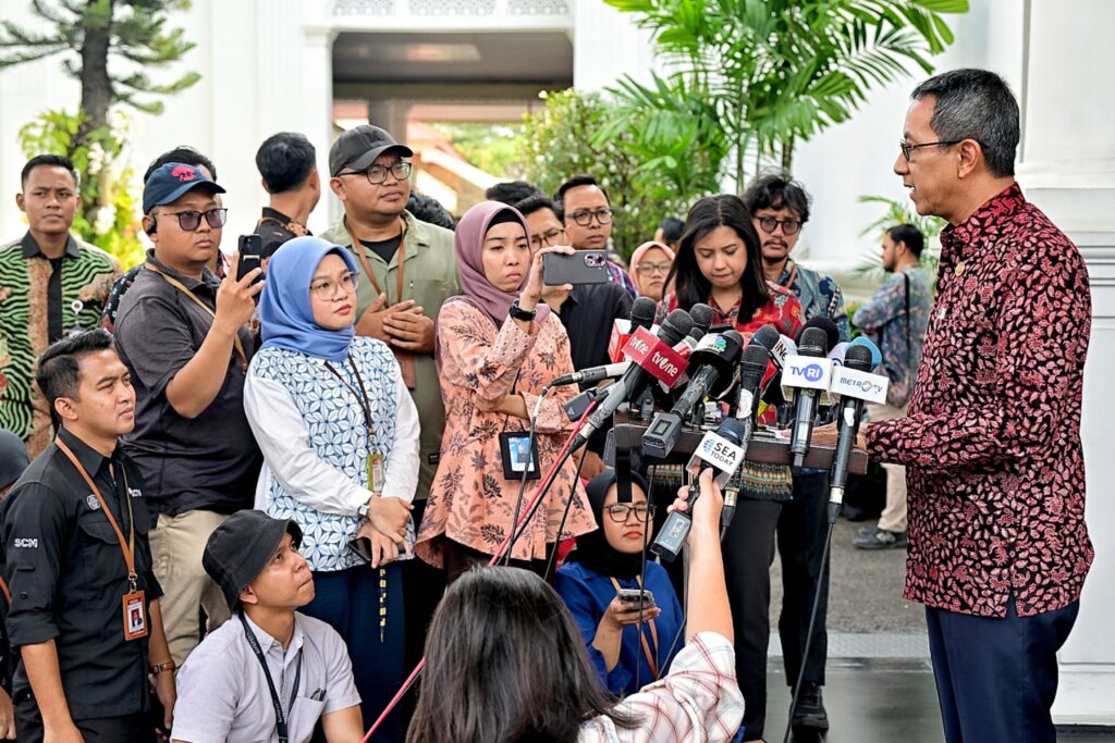 kasetpres sampaikan kesiapan rangkaian pelantikan presiden dan wakil presiden periode 2024-2029 18 kasetpres sampaikan kesiapan rangkaian pelantikan presiden dan wakil presiden periode 2024-2029