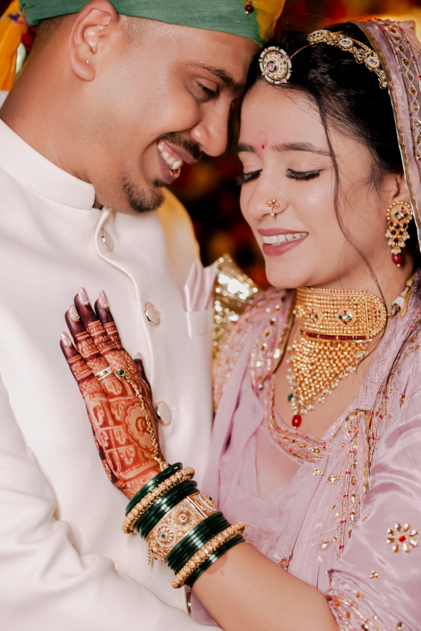 FRAMESBYMAYUR
