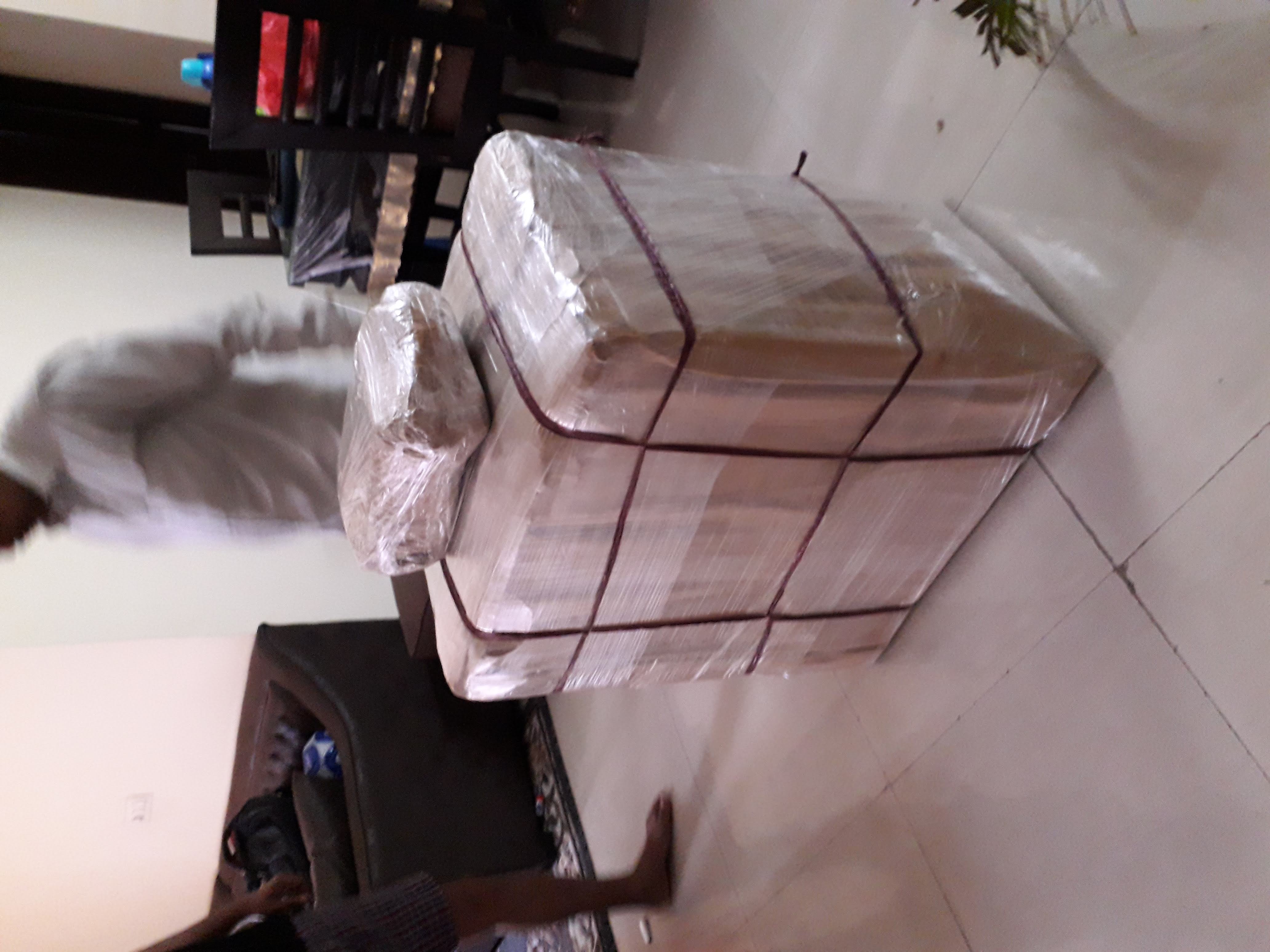Earth Packers N Movers