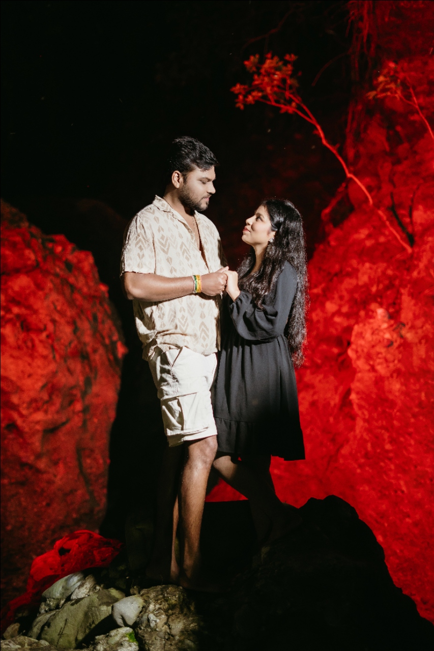 Capturing moments, Creating memories
Wedding Photography Pre- Wedding I
Travel Worldwide
Dm for queries