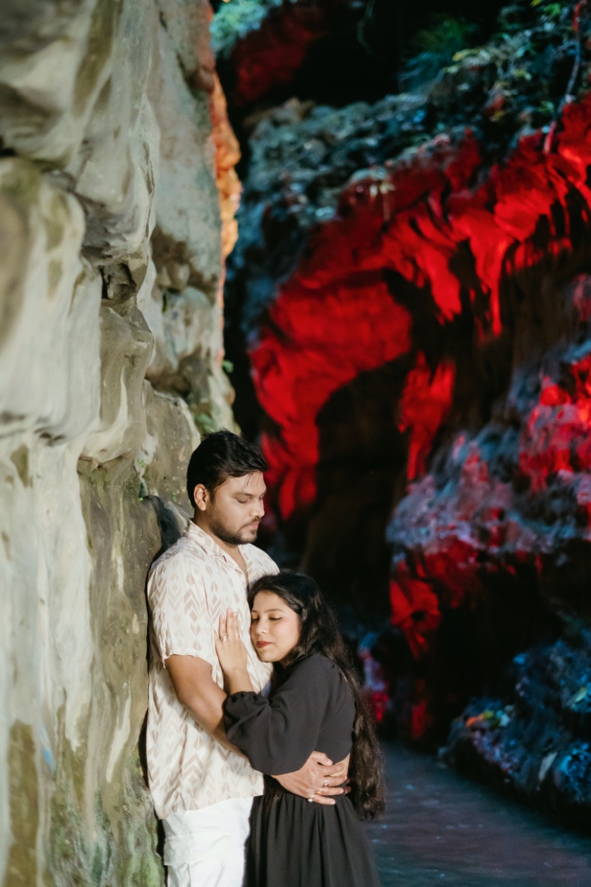 Luxury Cinematic Filmakerl Candid Photographer| We
travel worldwide Dm for Queries 8368358706