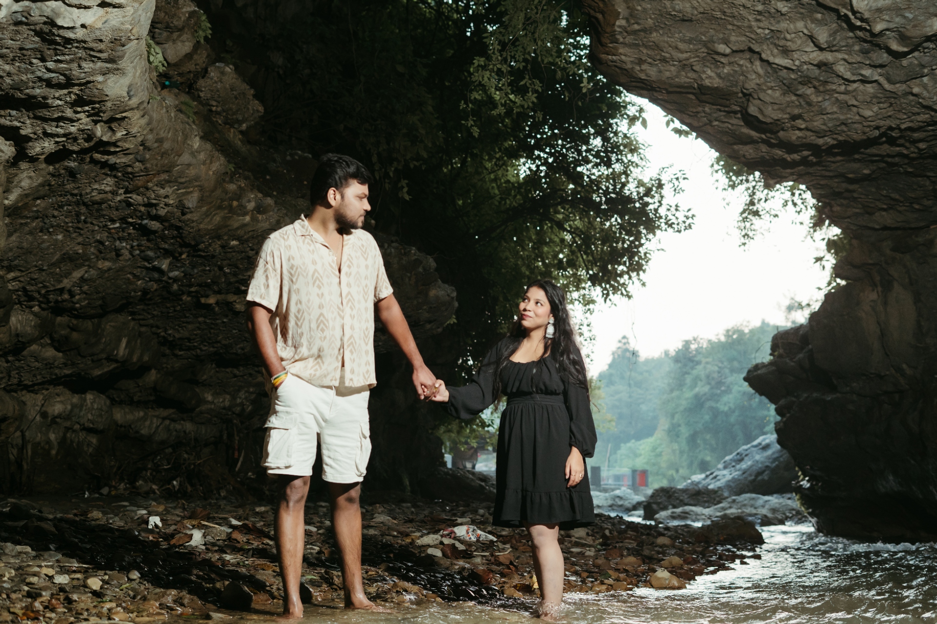 Luxury Cinematic Filmakerl Candid Photographer| We
travel worldwide Dm for Queries 8368358706