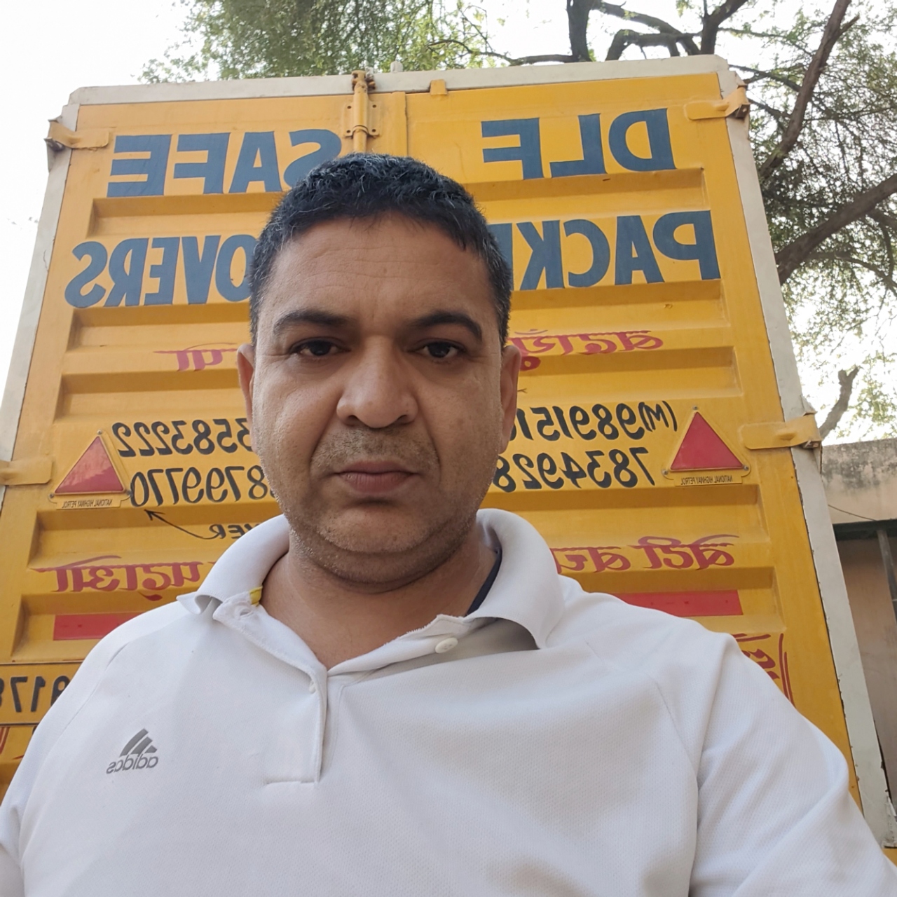 DLF Safe Packers And Movers