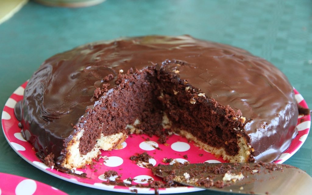 How to Start a Home Baking Business with One Chocolate Ganache Cake