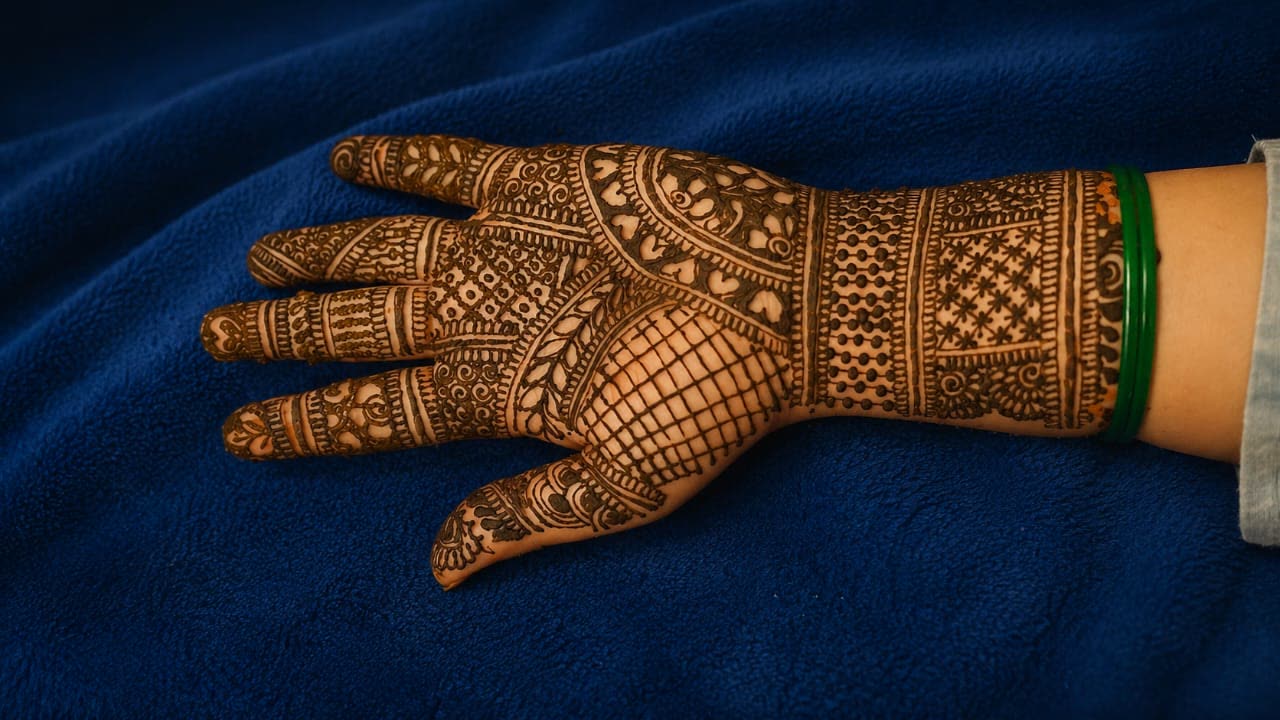 Festival hands