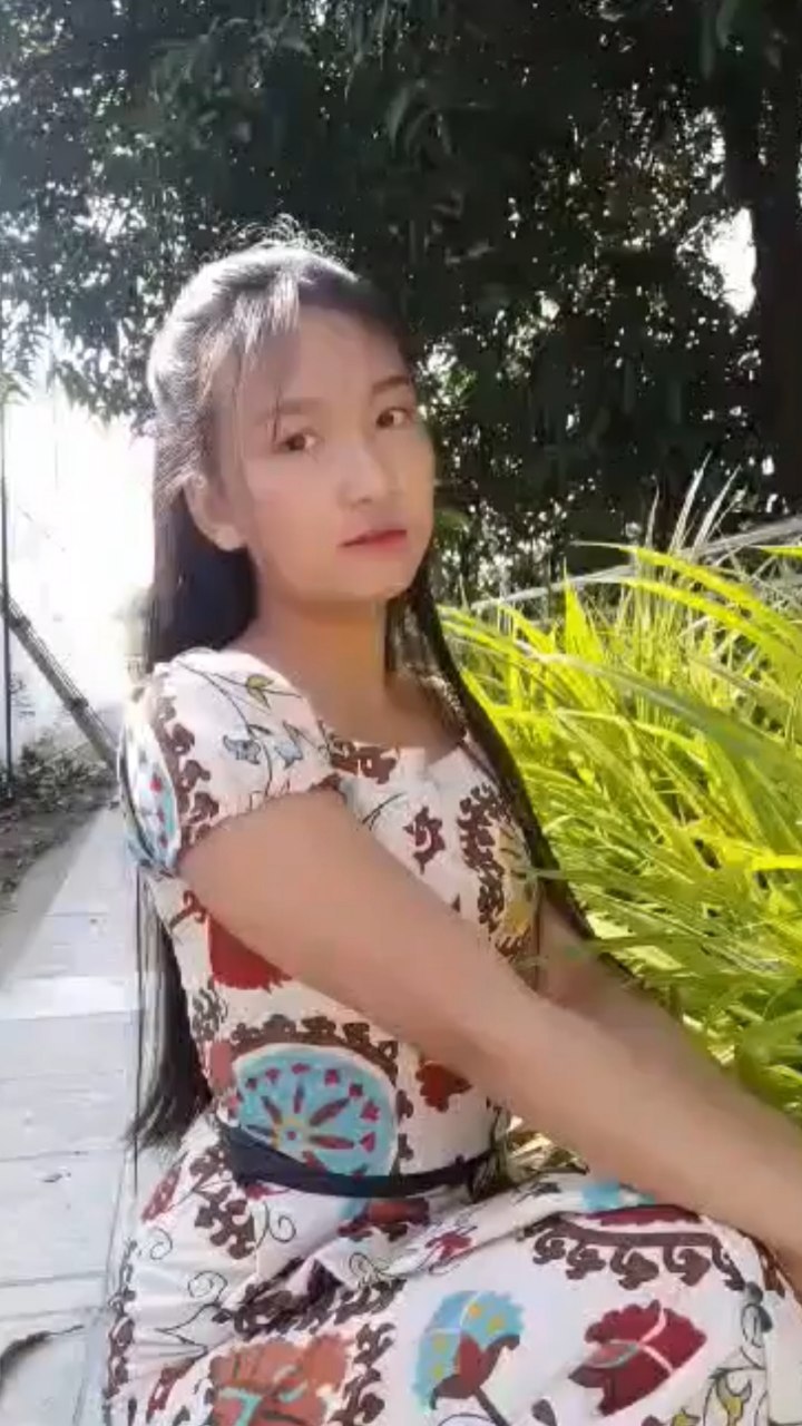 ရေနံချောင်းကစော်လေးမထင်ရဘူးနော်.mp4