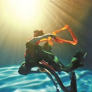 羊城晚报 “水下洛神”何灏浩：传统诗词歌赋是我的灵感源泉