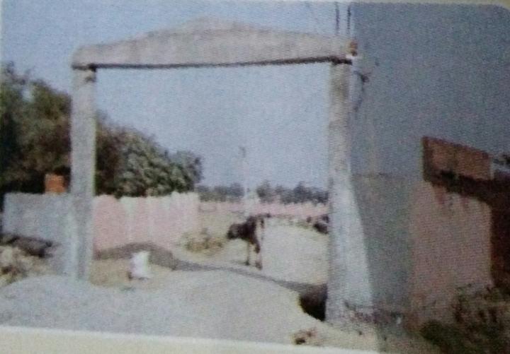 Shamsan ghat gate
