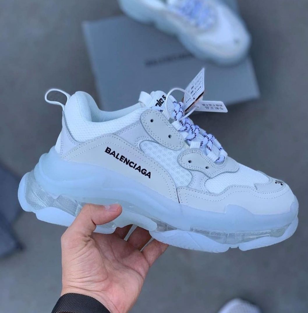 BALENCIAGA TRIPLE SOLE ❤️