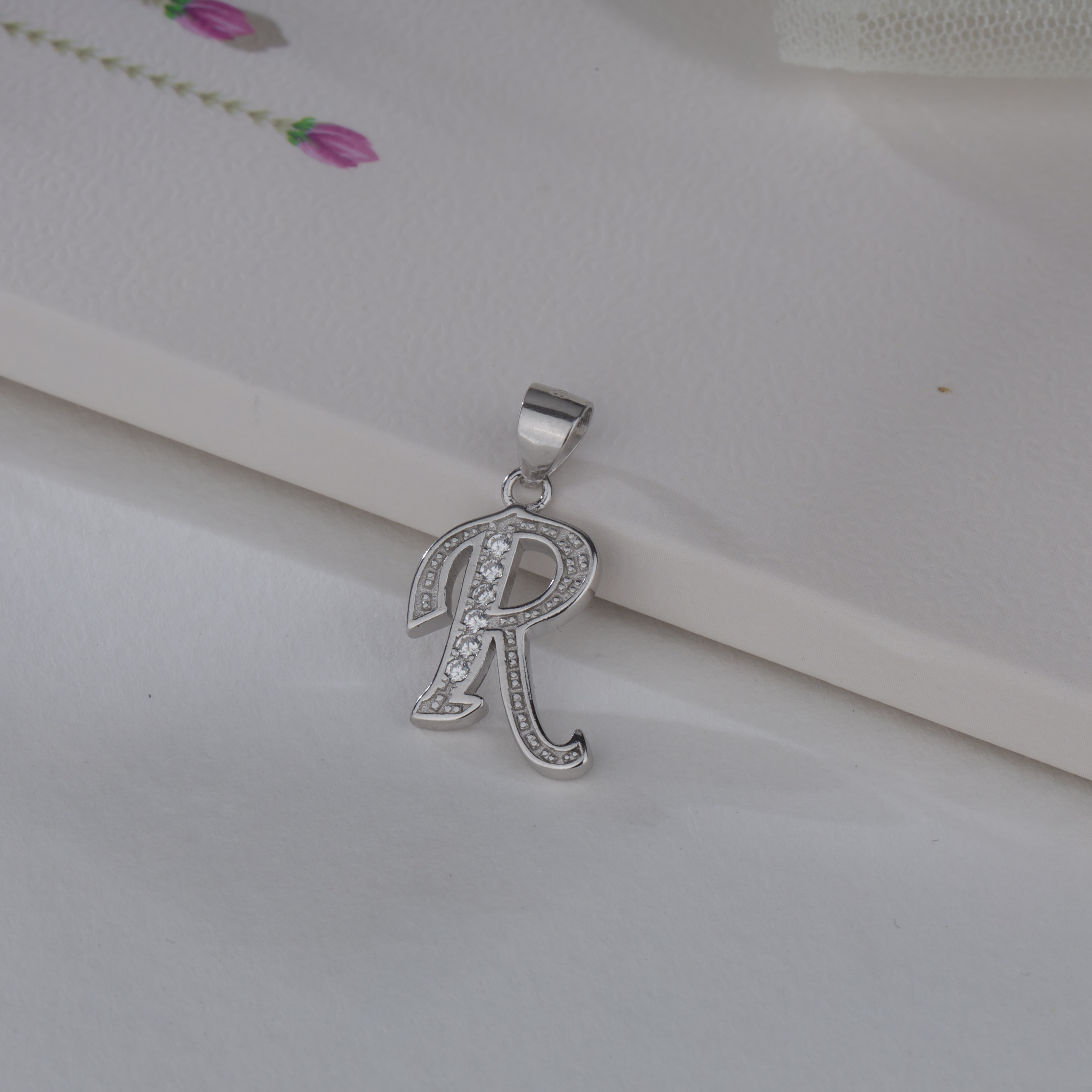 Alpha Pendant - R