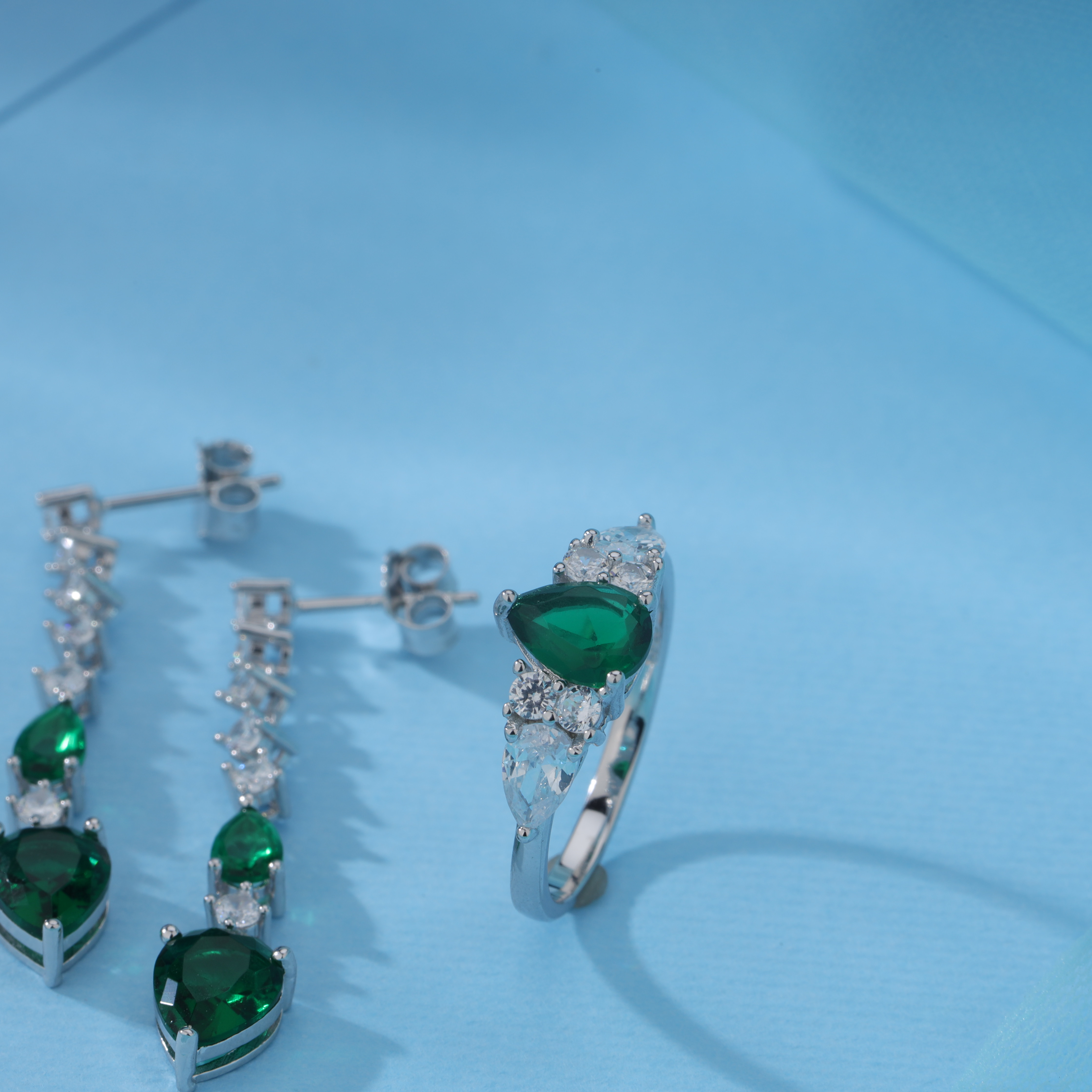 Minimal CZ Neck Set -G