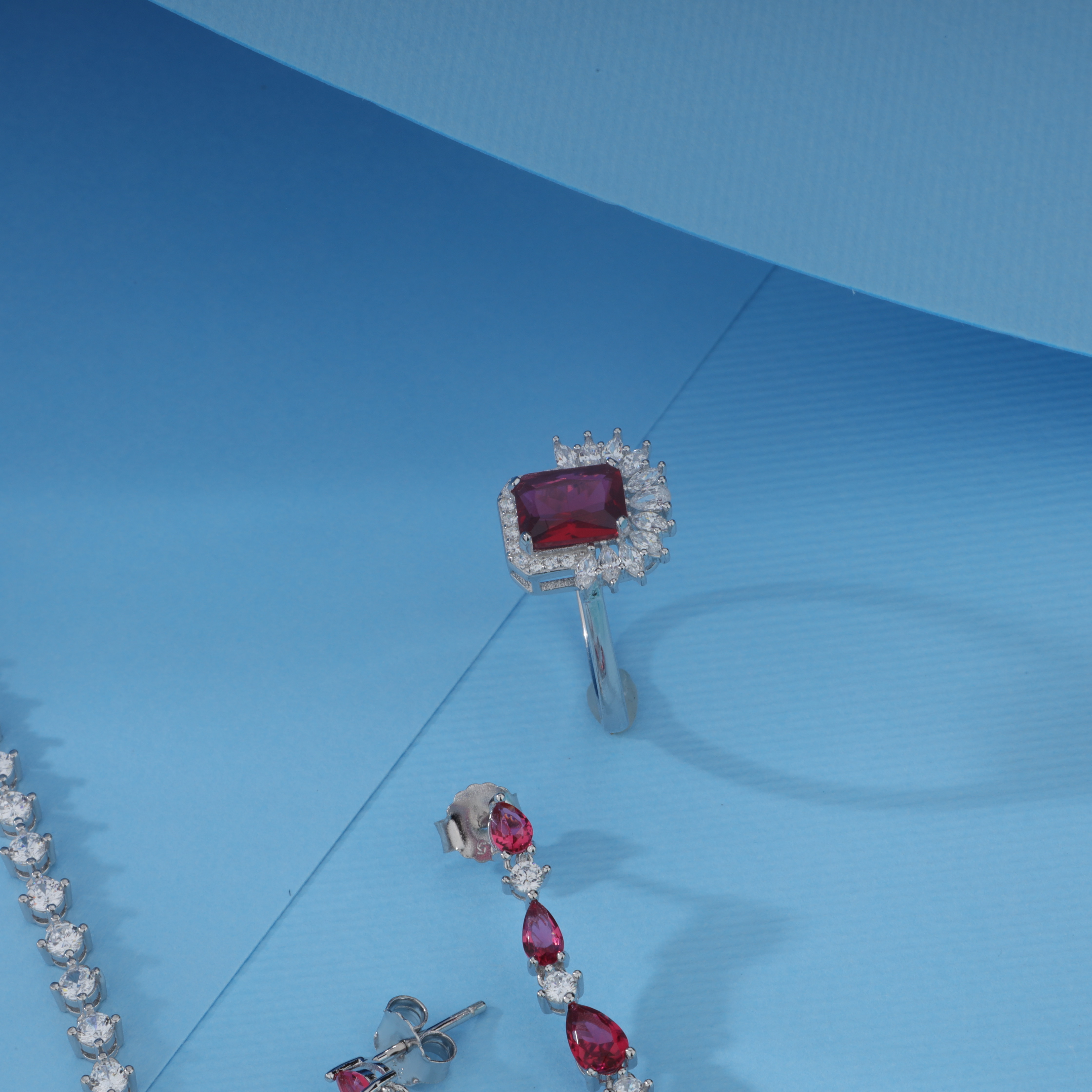Minimal CZ Neck Set -R
