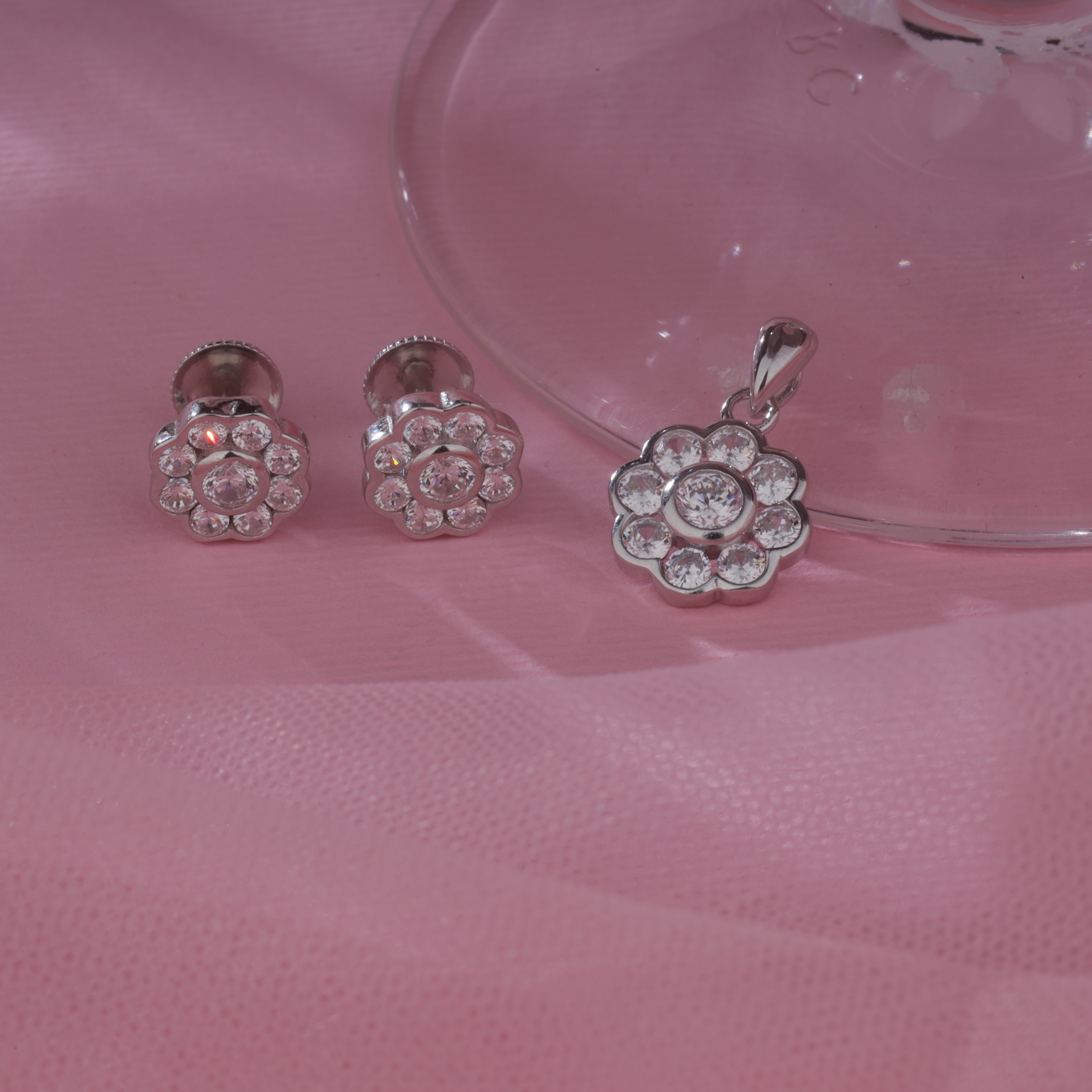 Eternal Bloom Pendant Set