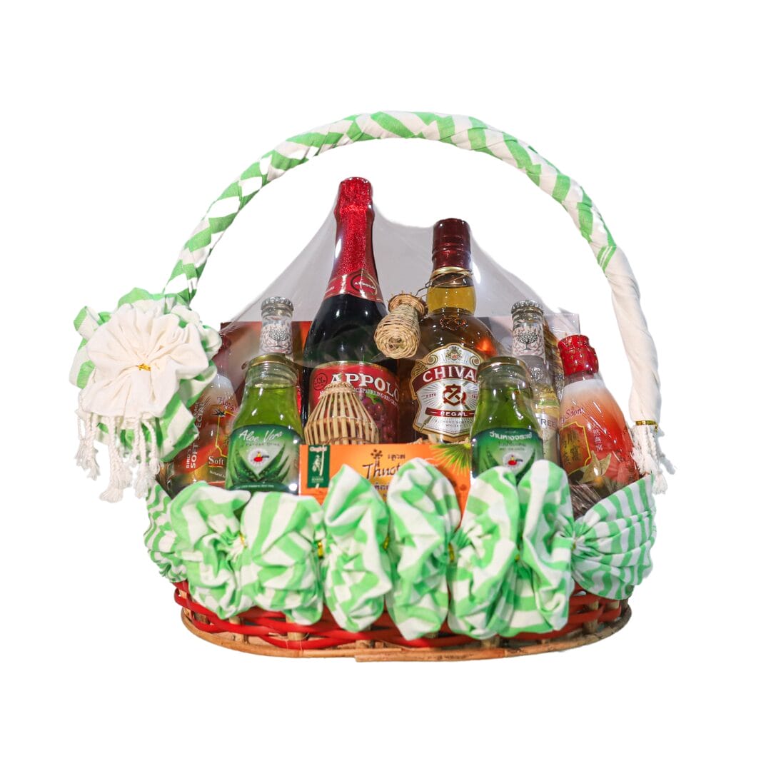 KNY HP Small Chivas Regal 12Yo 700ml + Appolo $60 | S Liquor