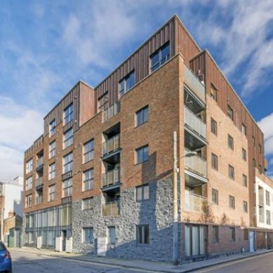 Chung Cư Culvert, Pim Street