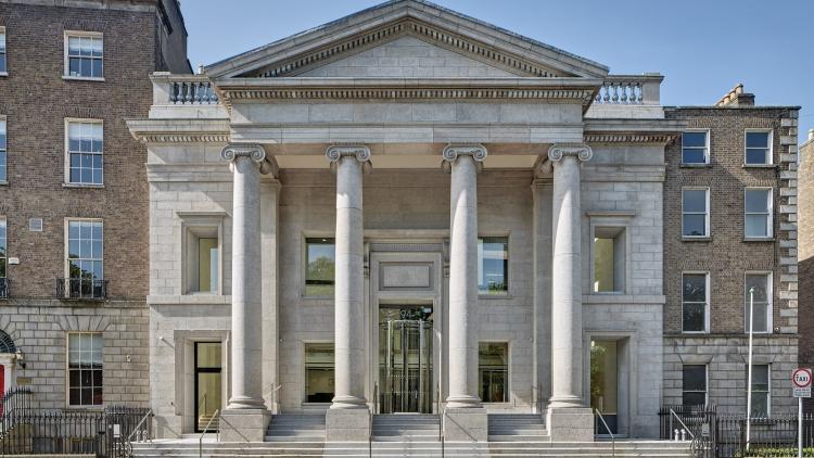 Những trung tâm hỗ trợ người nhập cư Ireland