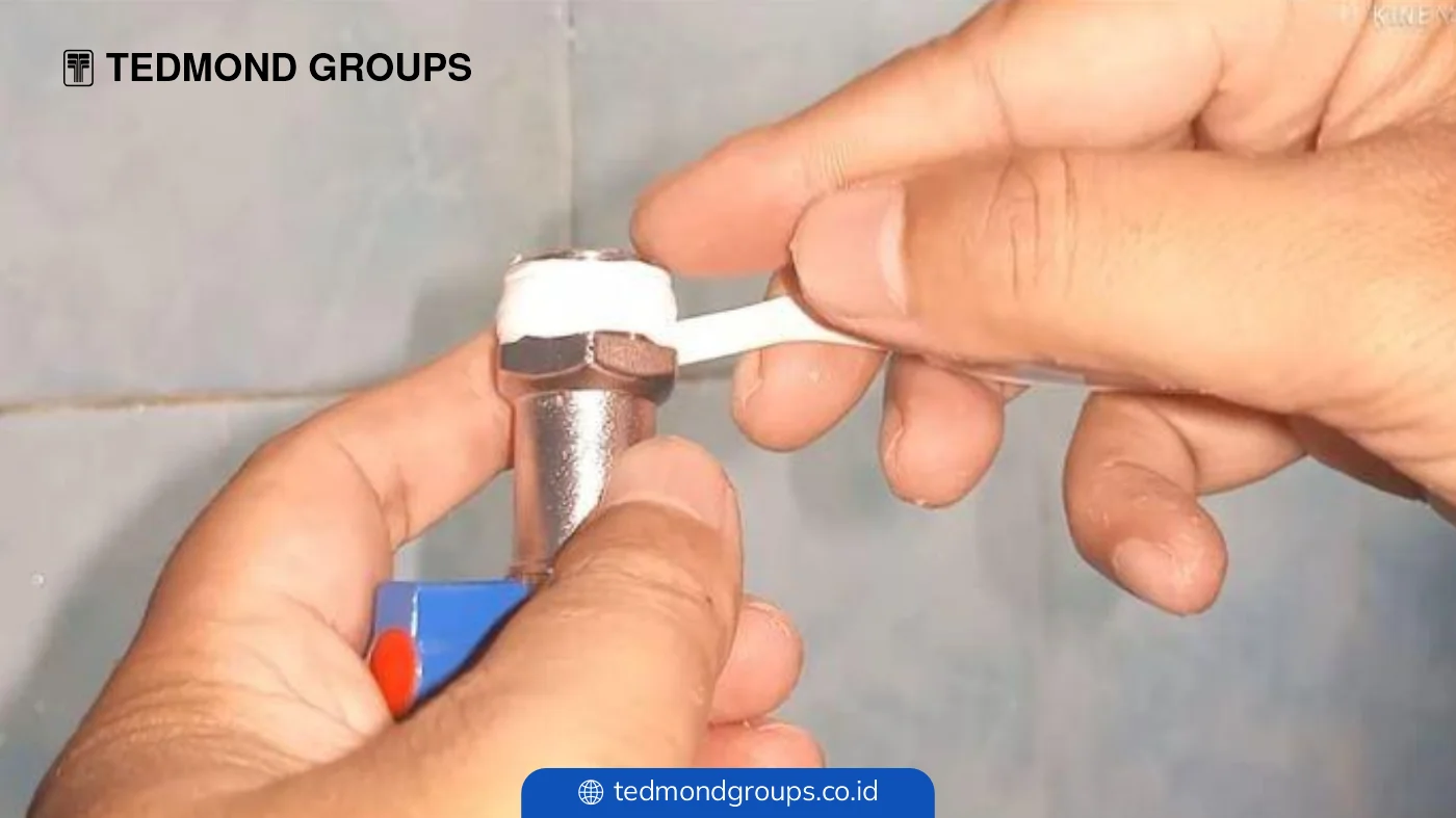 Cara penggunaan selotip kran air