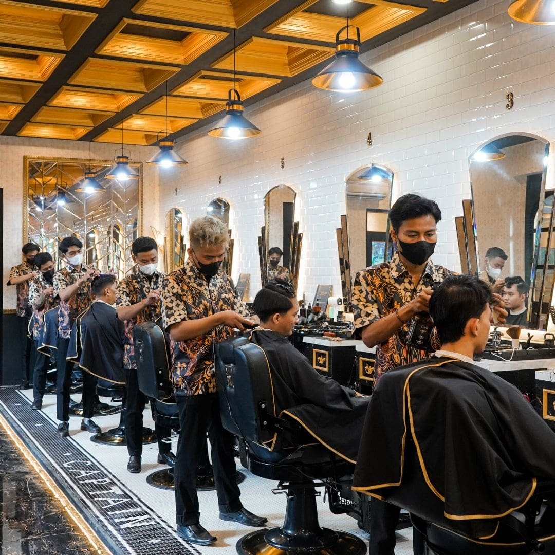 5 Alasan Kenapa Milenial Lebih Suka Potong Rambut di Barbershop