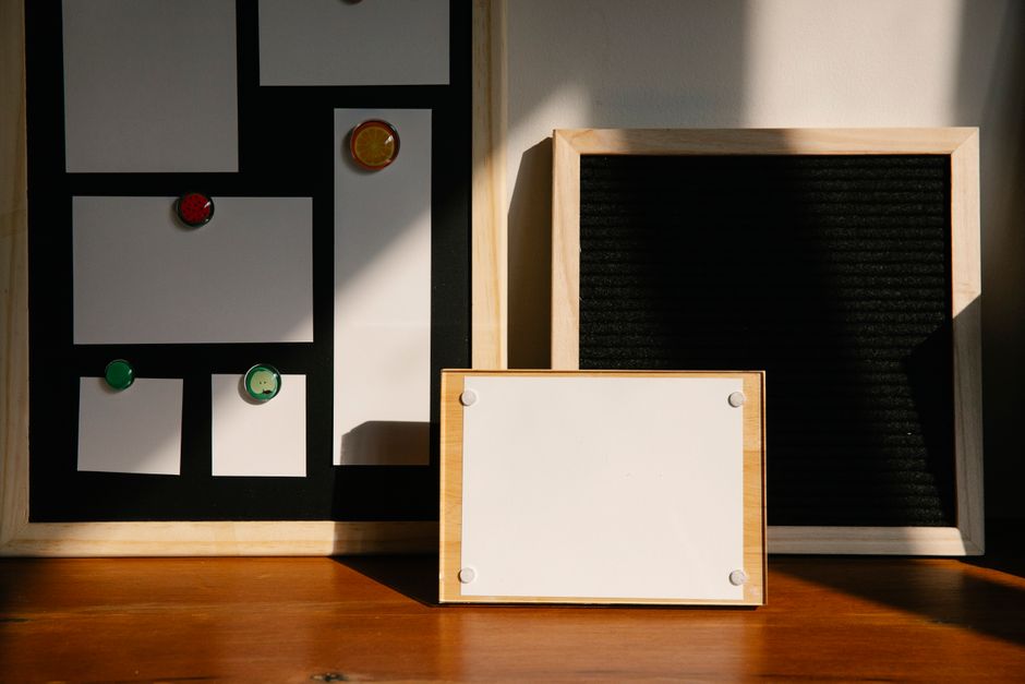 snap led magnetic slim light box frame comparison