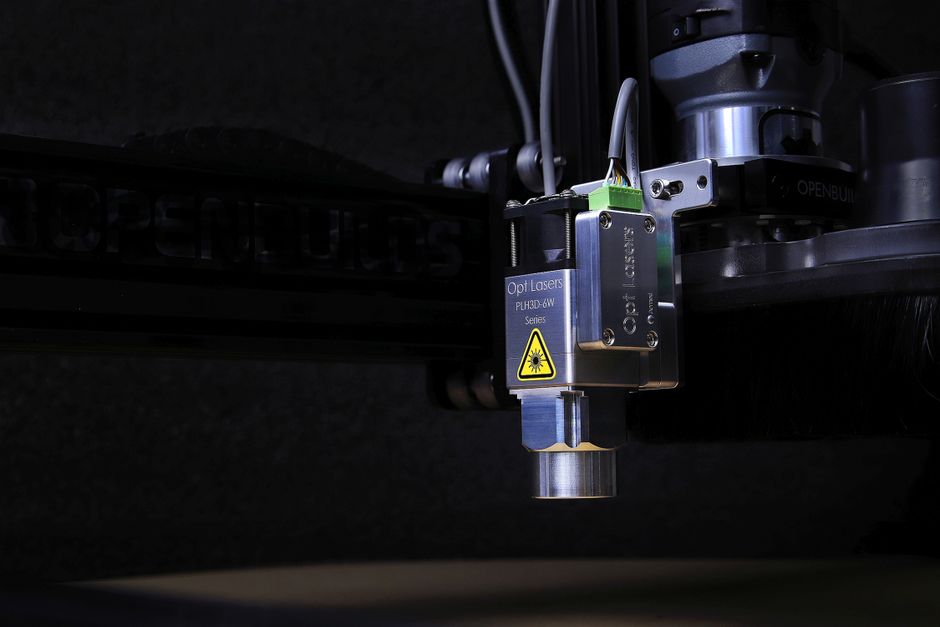 laser cutting machine head precision movement