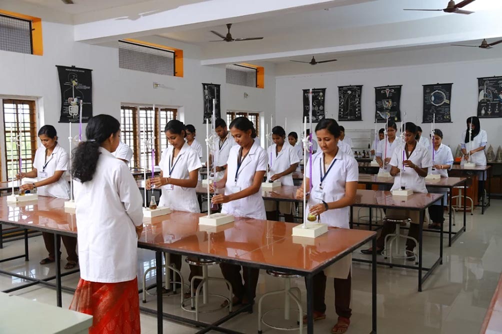 Diploma in Medical Laboratory Technology (DMLT)